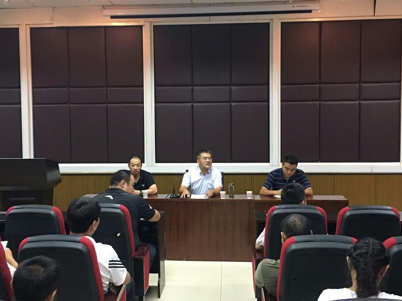 上午见面会参会领导 壹号体育体育频道